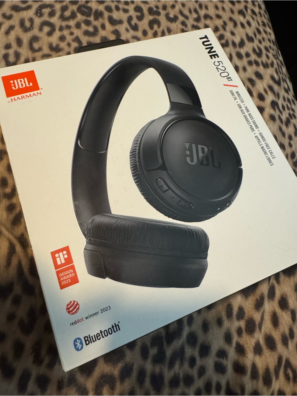JBL Over-Ear Wireless Headphones in Black